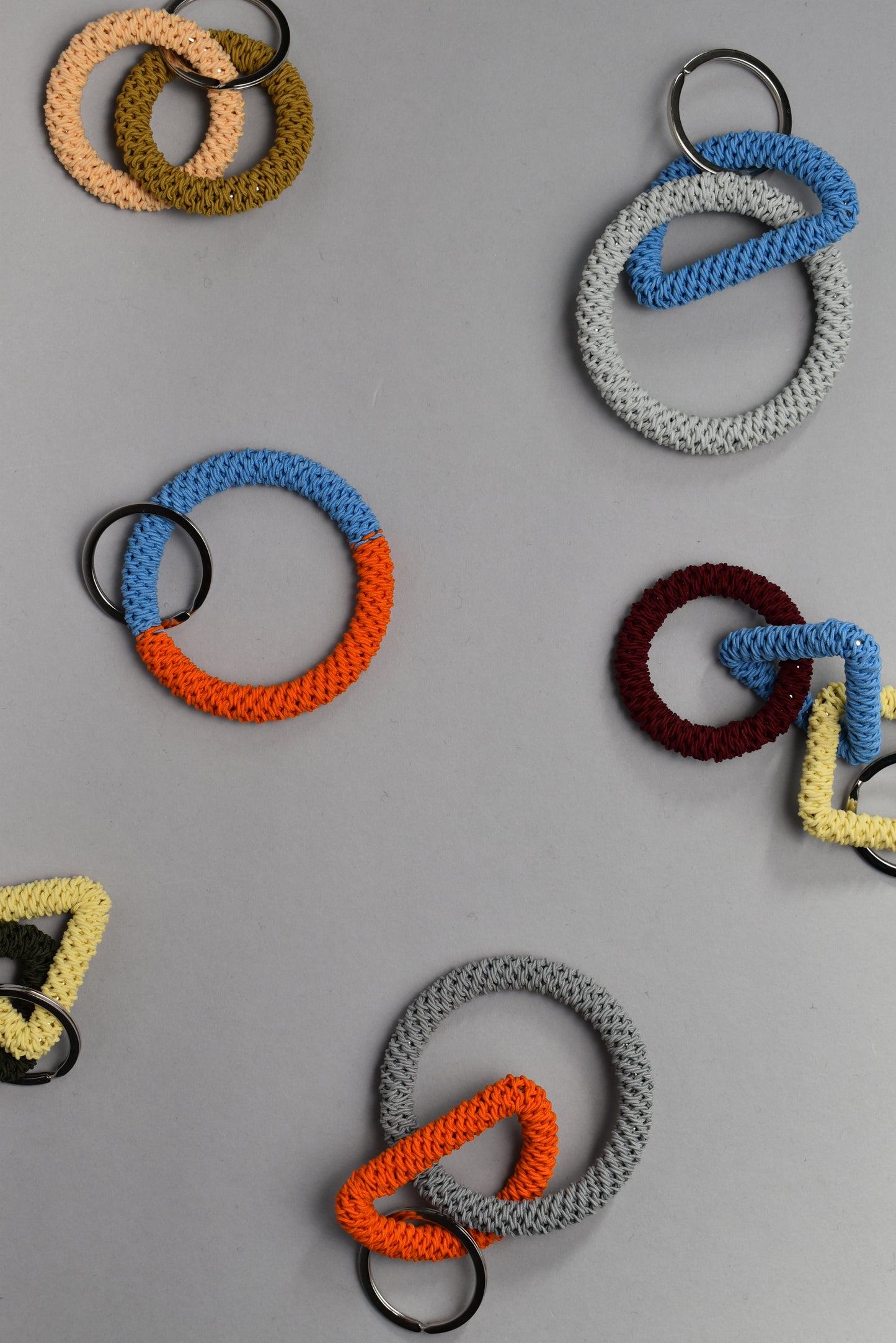 KEY CHARM / L / orange × gray