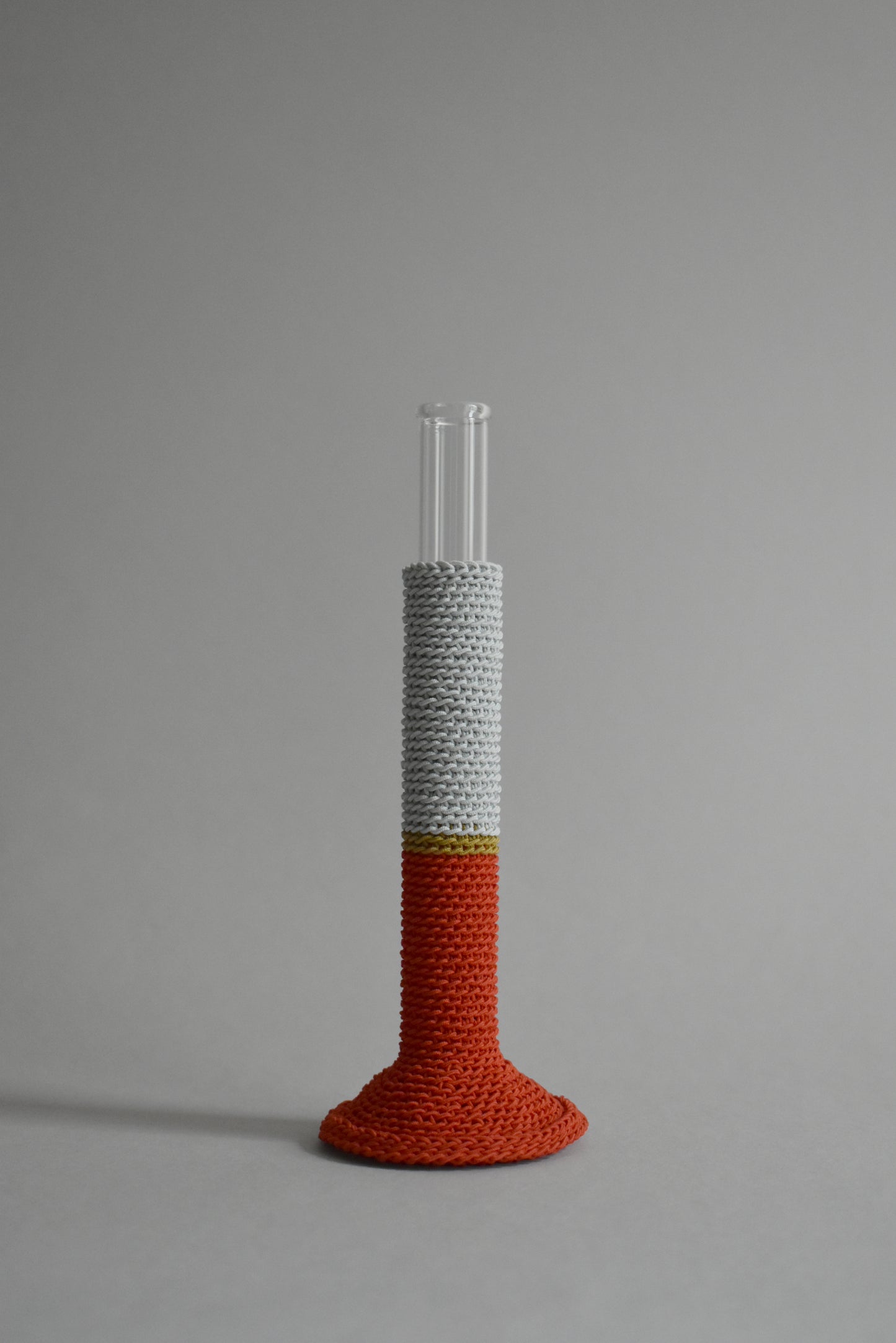 TUBE VASE / L / red mix