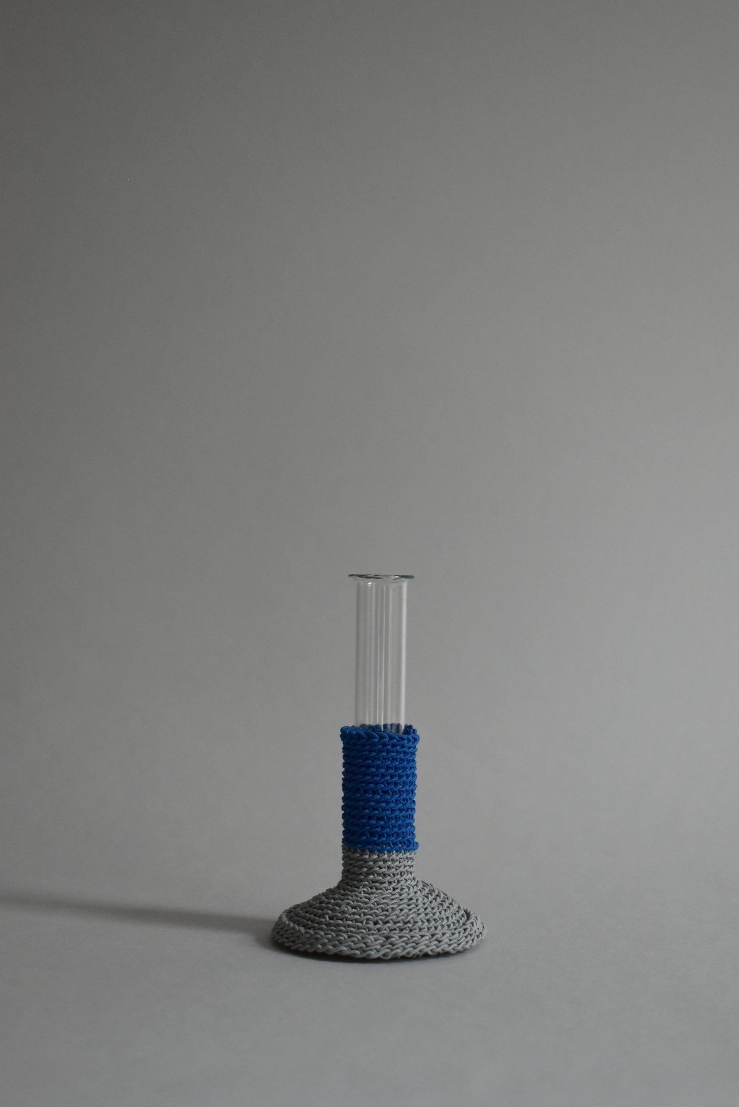TUBE VASE / M / cobalt blue × gray
