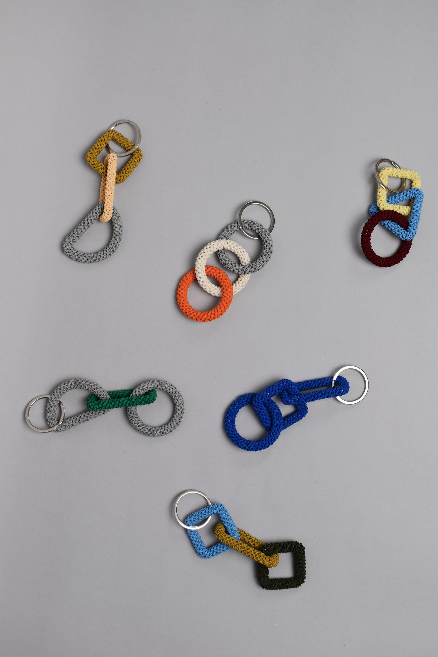 KEY CHARM / L / orange trio