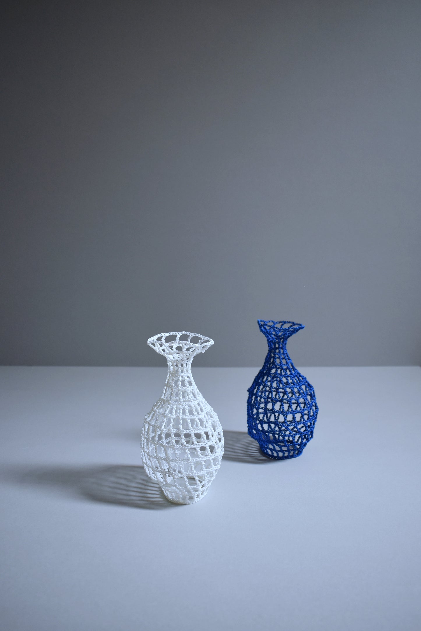 GRID VASE / tokkuri / white