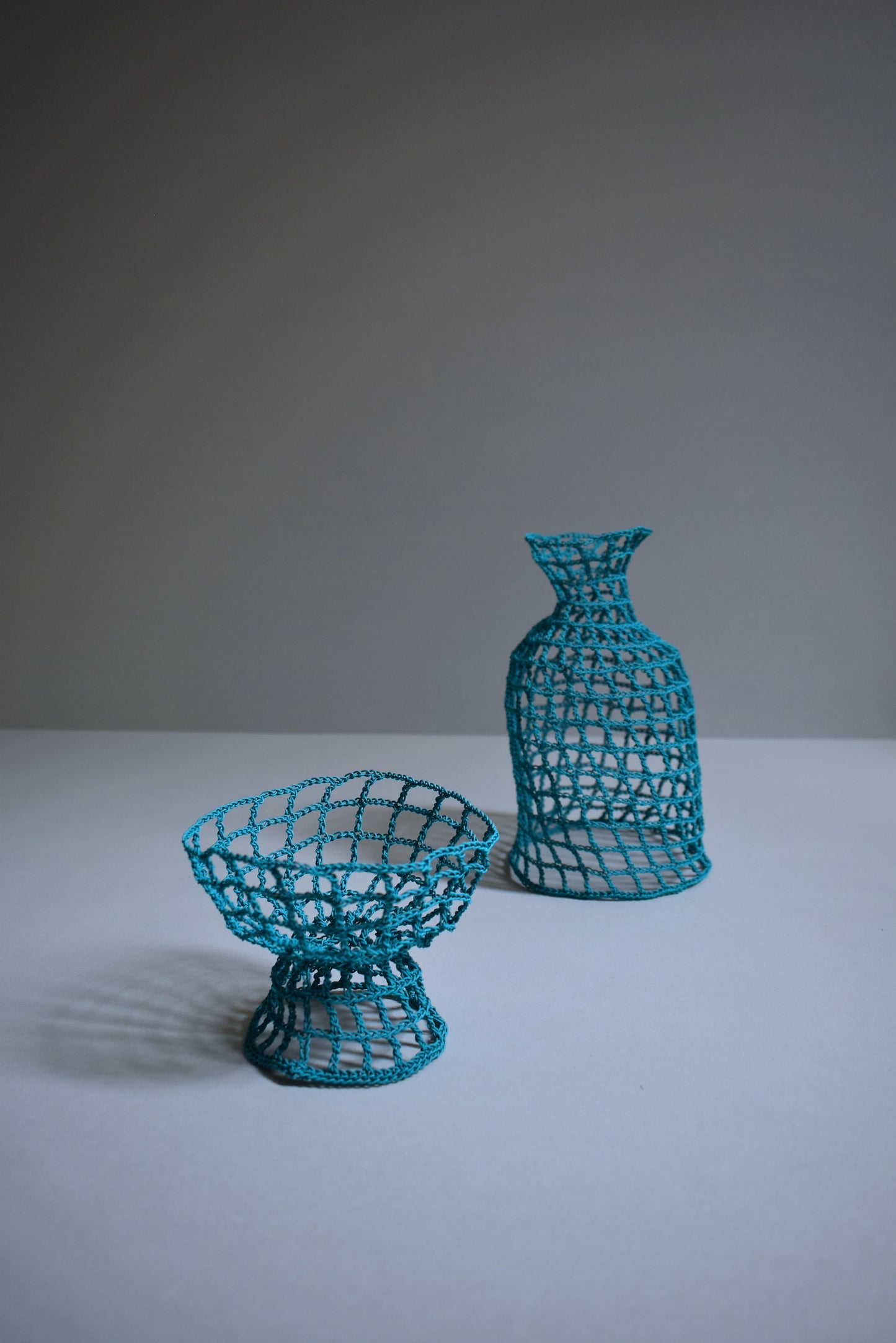 GRID VASE / cylinder / viridian