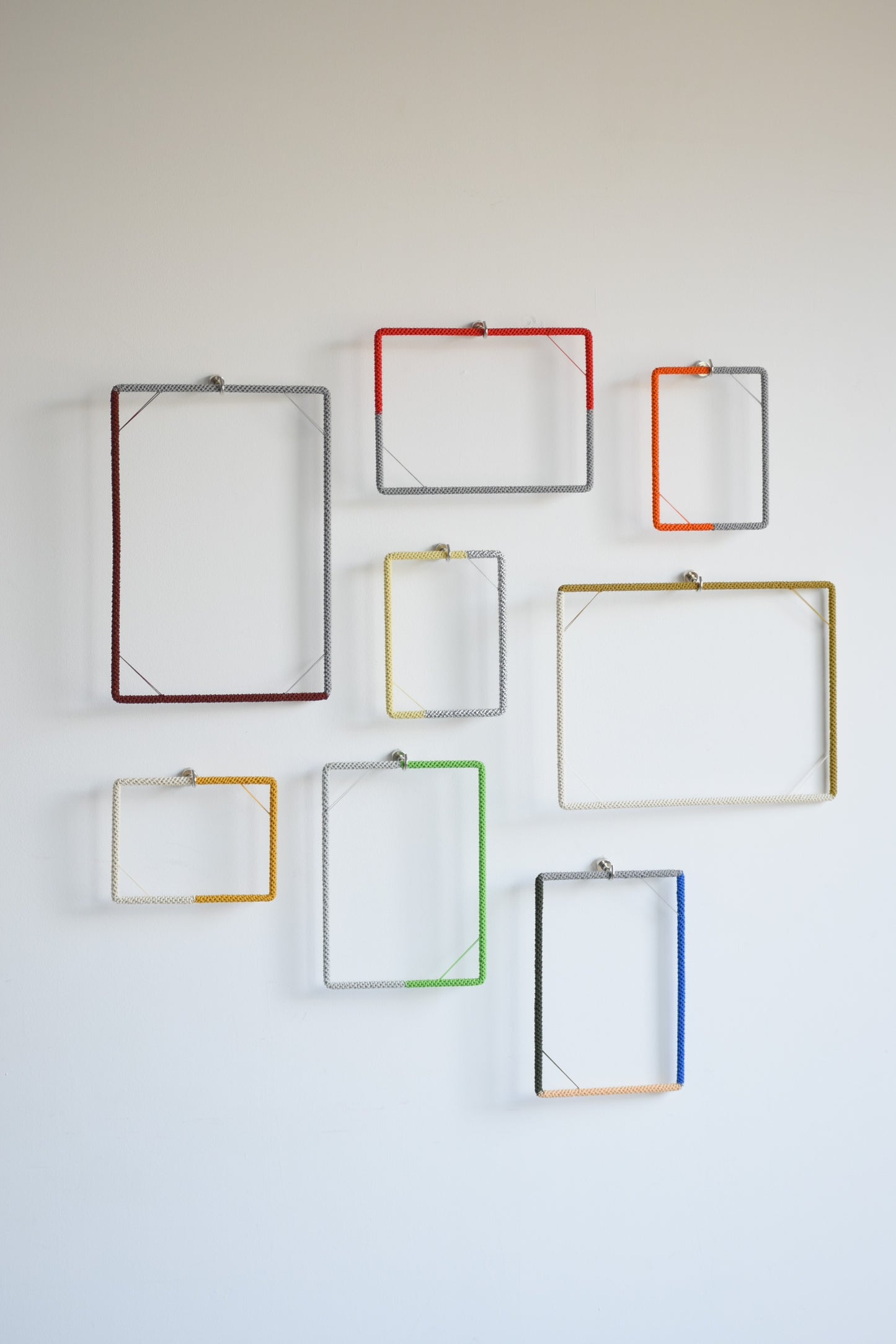 FRAME / A4 / gray × maroon①