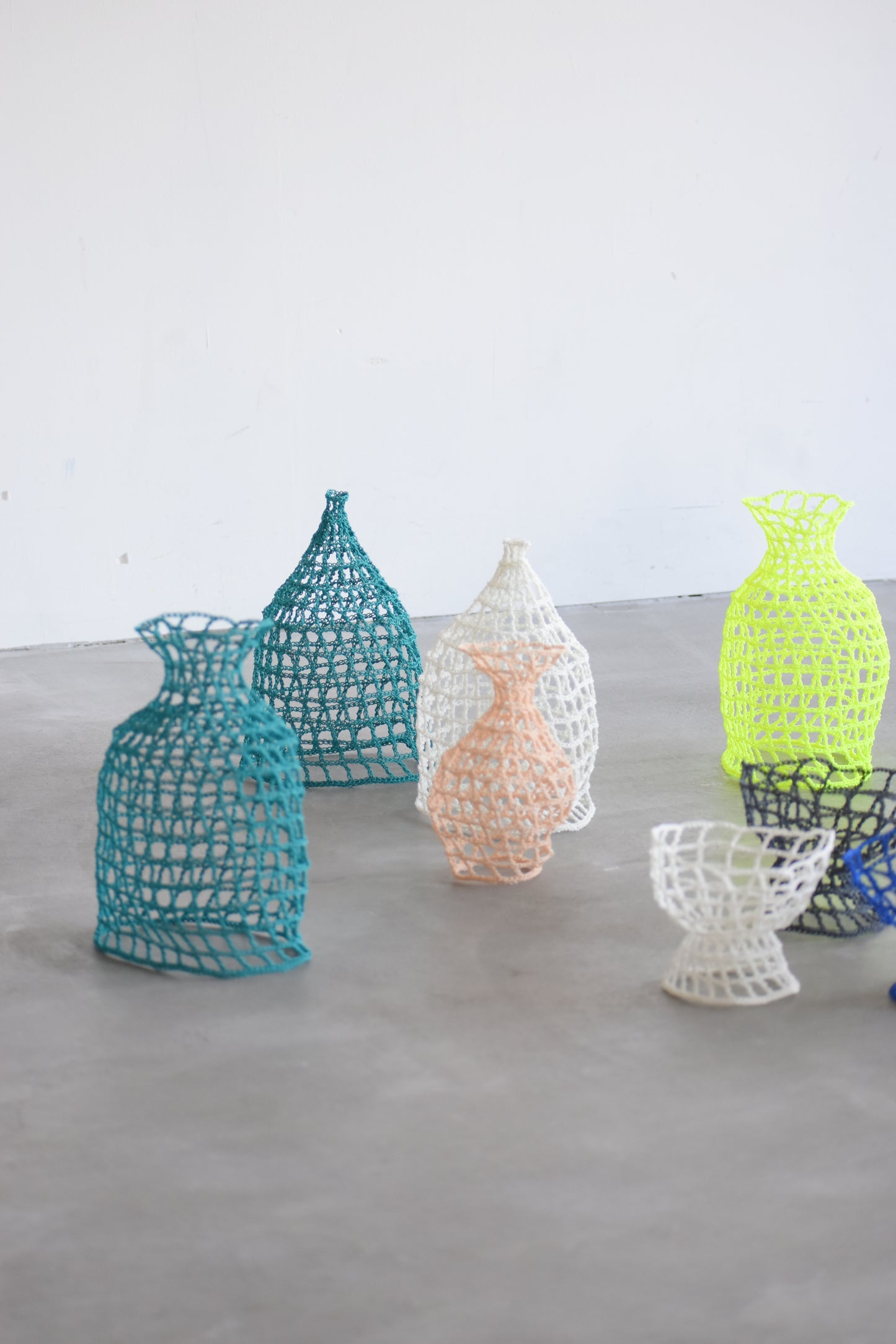 GRID VASE / cylinder / viridian