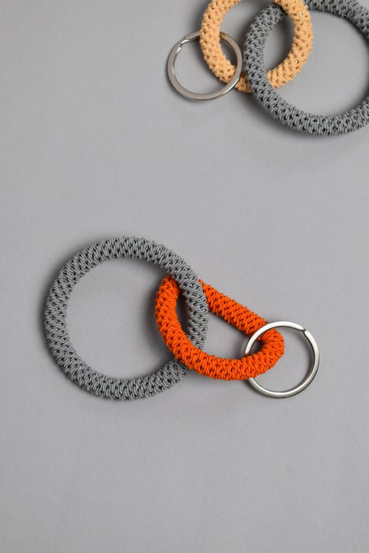 KEY CHARM / L / orange × gray