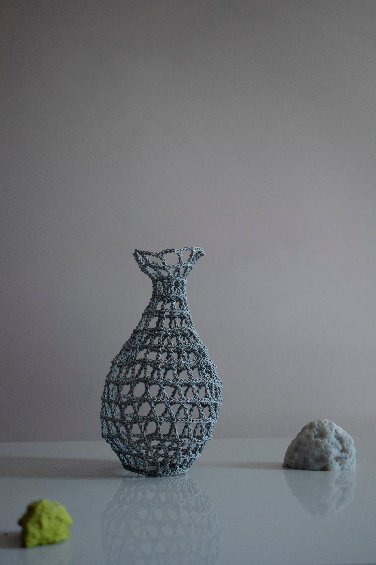 GRID VASE / tokkuri / gray