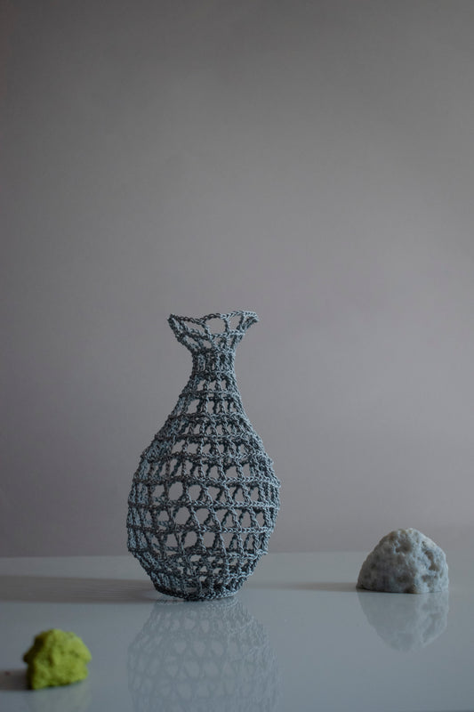 GRID VASE / tokkuri / gray