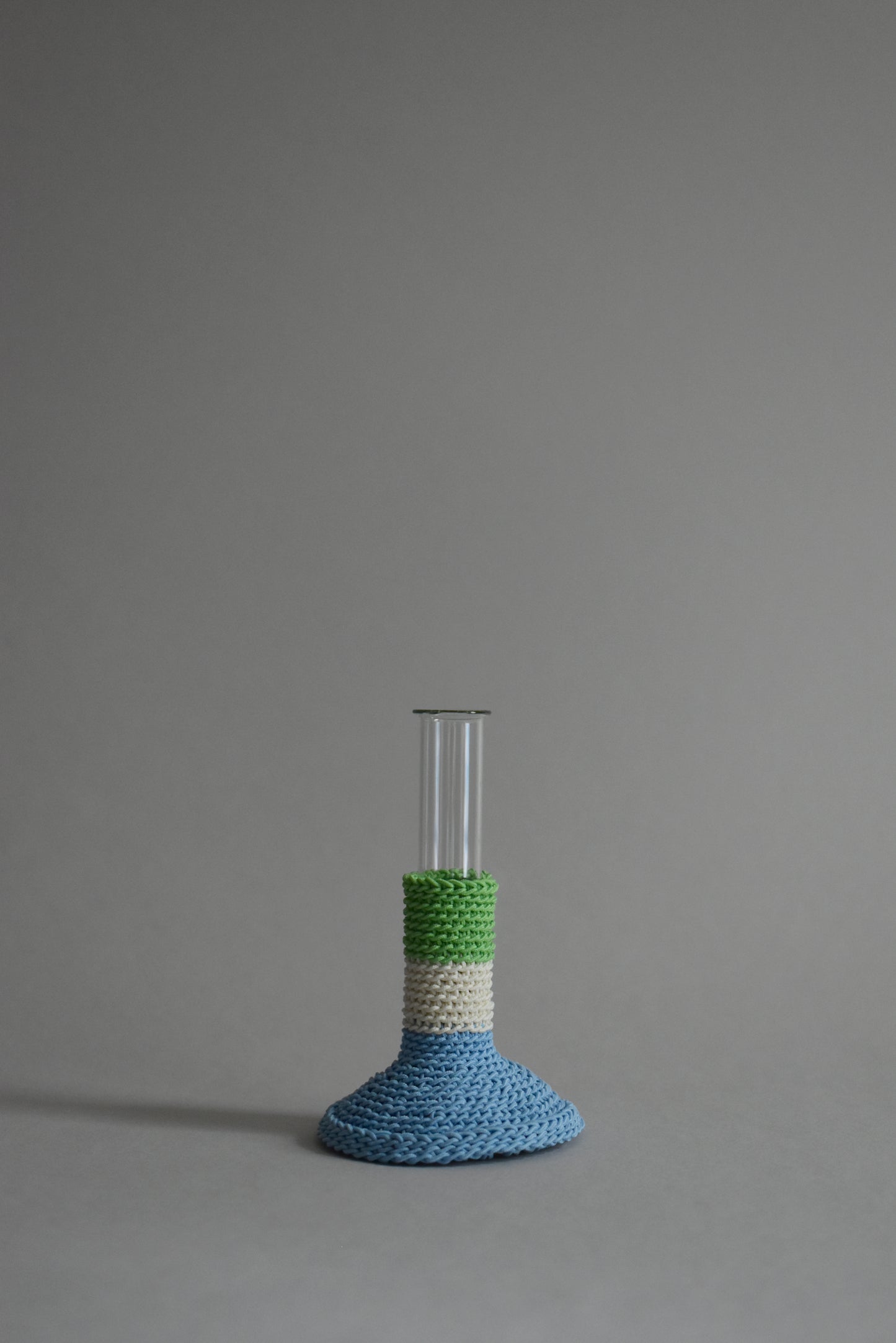 TUBE VASE / M / light blue mix