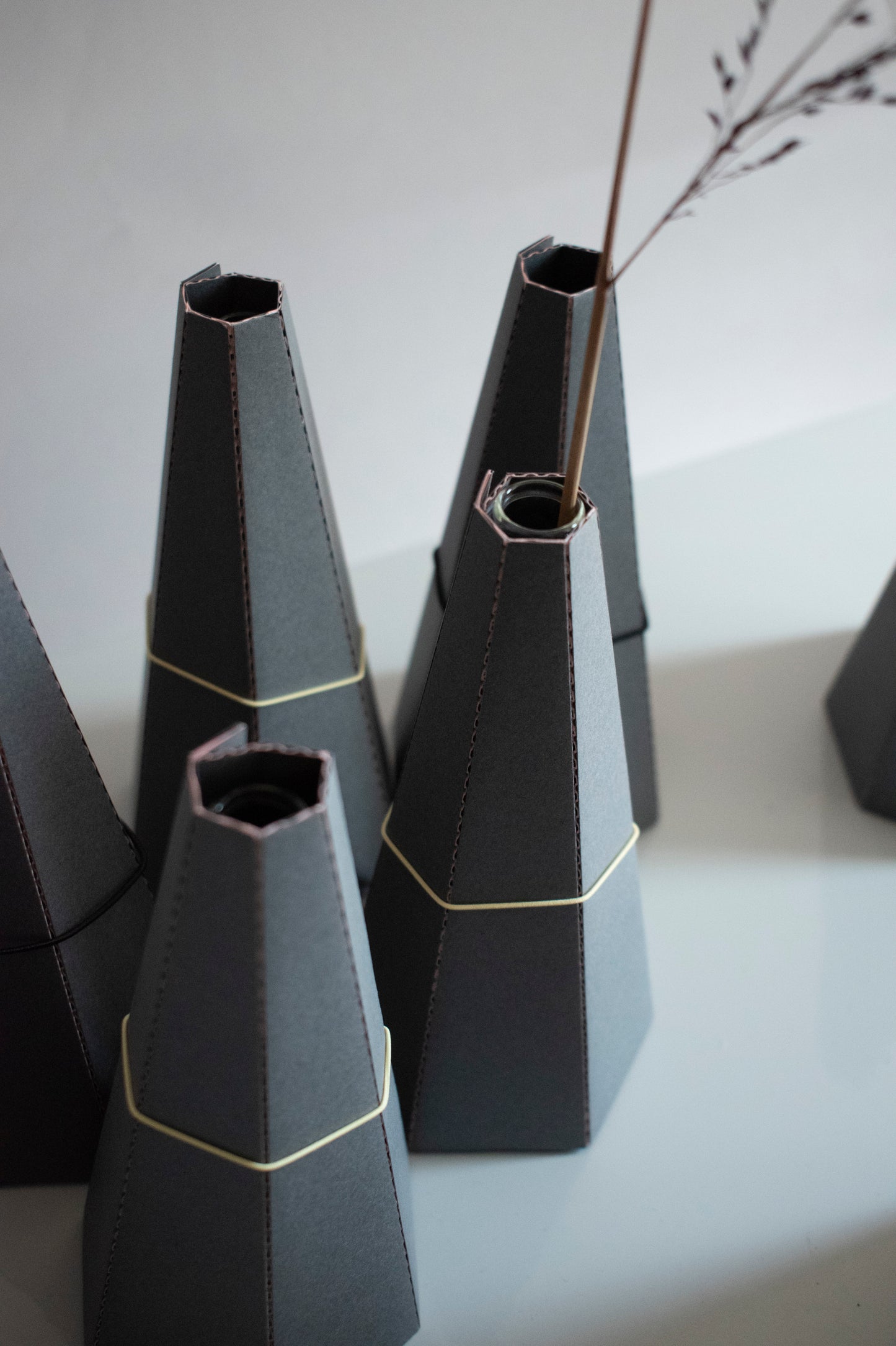 TUBE VASE / M / yellow mix