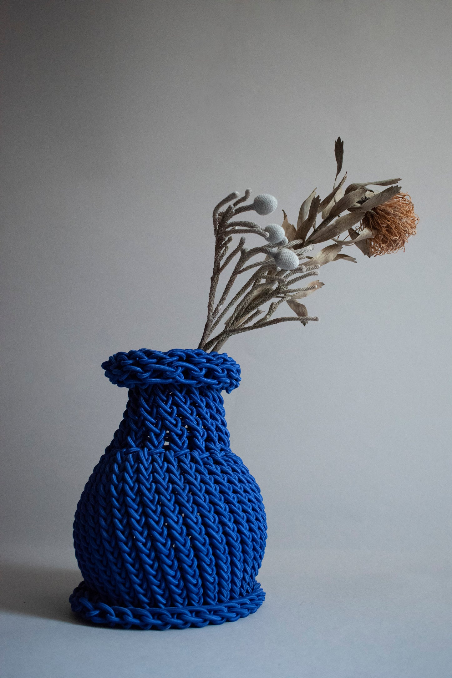 SHUKOU / bold vase / cobalt blue